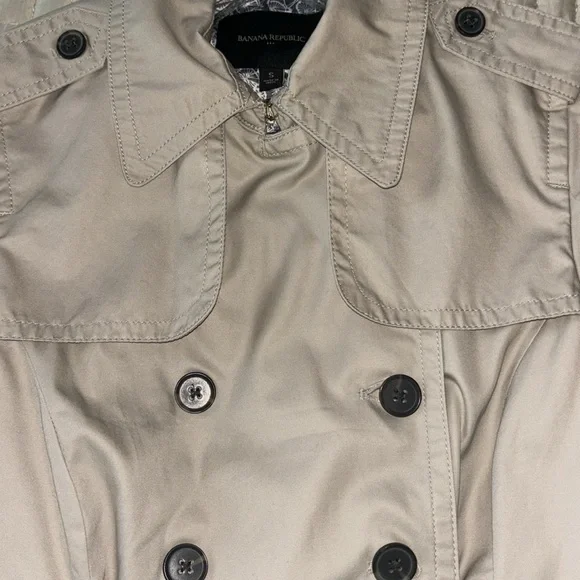 Banana Republic Women’s Classic Trench Coat - Size Small - Picture 8 of 11